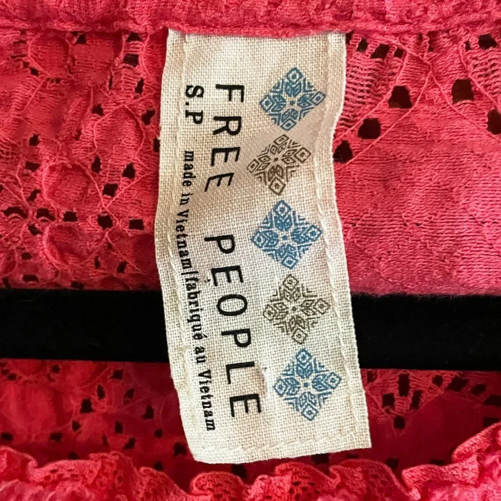 FREE PEOPLE PINK LACE long sleeve Top Size Small